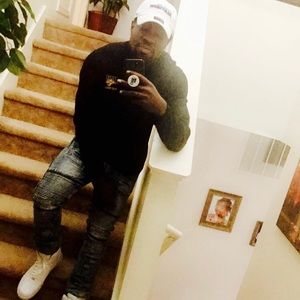 Meet your Posher, Jay